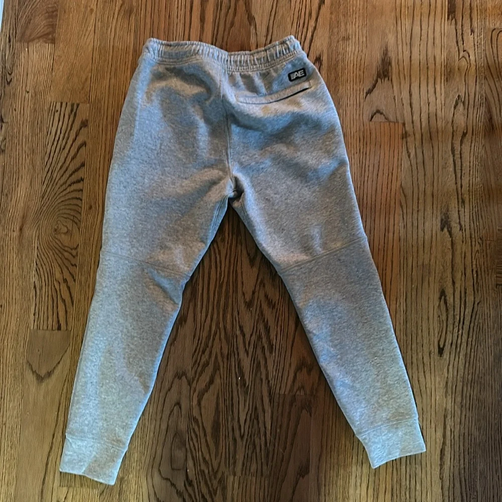 American Eagle joggers - Picture 2 of 4